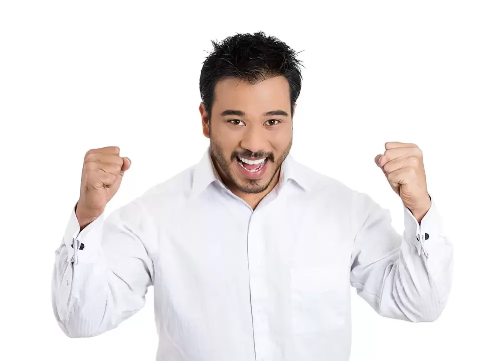 Ο ευτυχισμένος άνθρωπος θεραπεύει τις κάψουλες της προστατίτιδας Urroaf